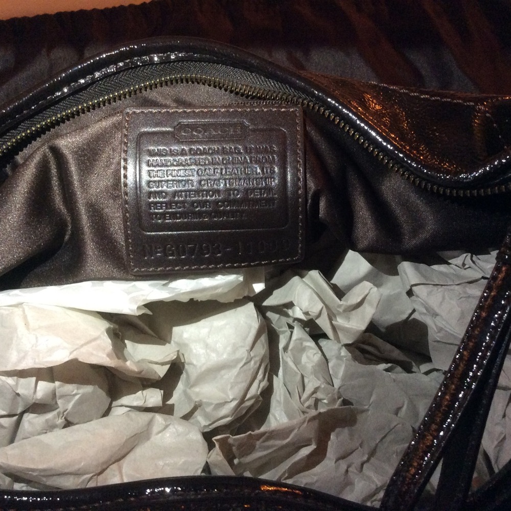 Genuine COACH chocolate brown patent leather bag - Picture 3 of 4
